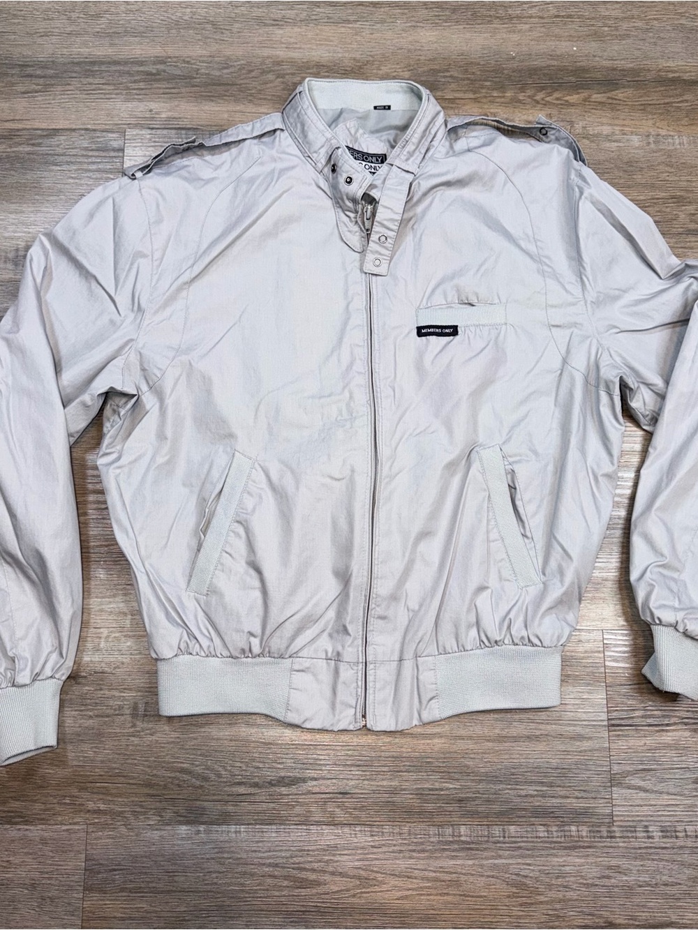 VTG Members Only Bomber Jacket Mens Medium 40 Long Sleeve Gray Mint